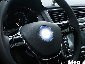 Cornice per stemma volante in alluminio per modelli Golf GTI e Polo (rosso)