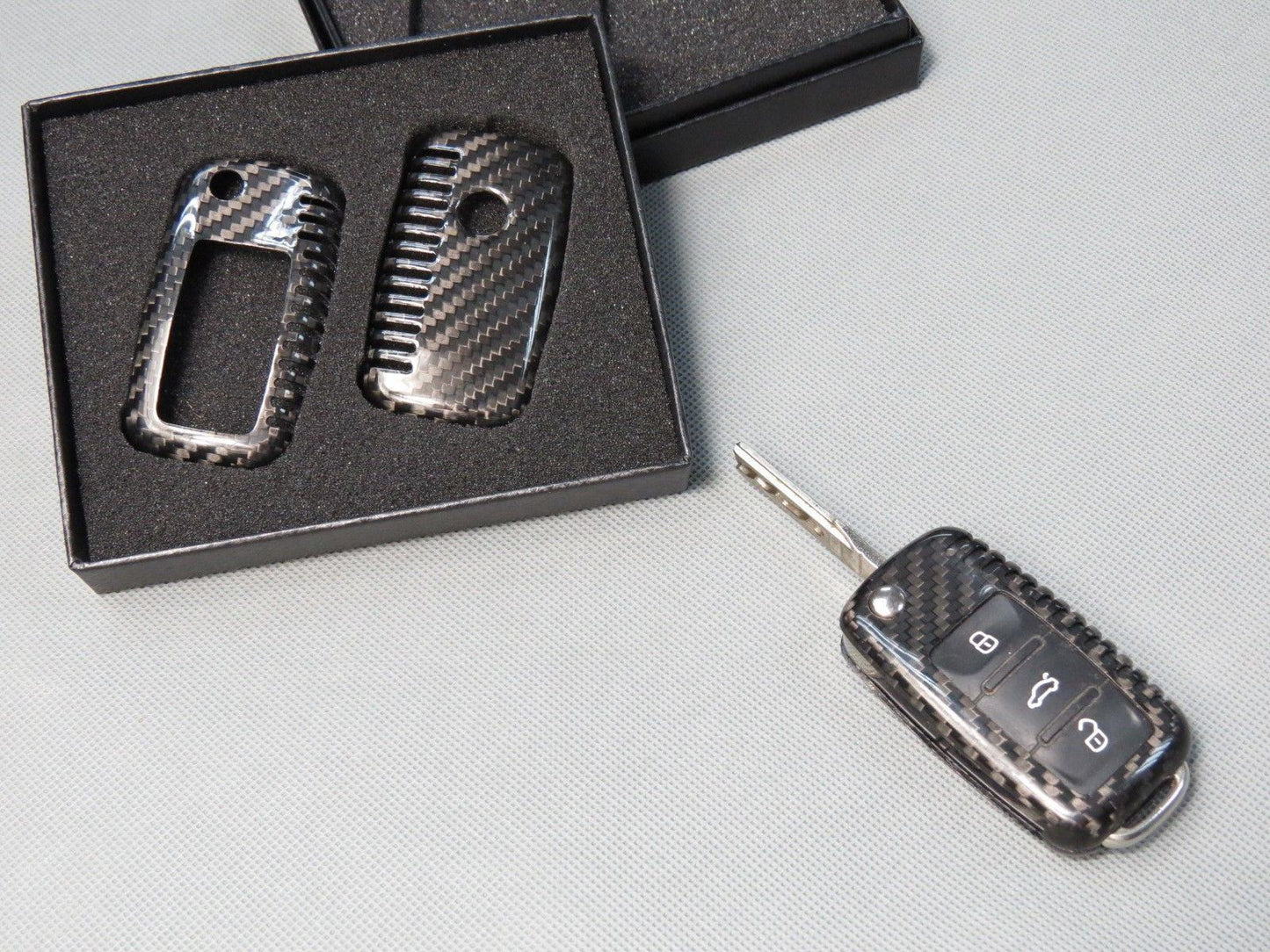 Deluxe Real Carbon Fiber Remote Flip Key Cover Case Skin Shell for VW Seat Skoda TC0001 - Pinalloy Online Auto Accessories Lightweight Car Kit