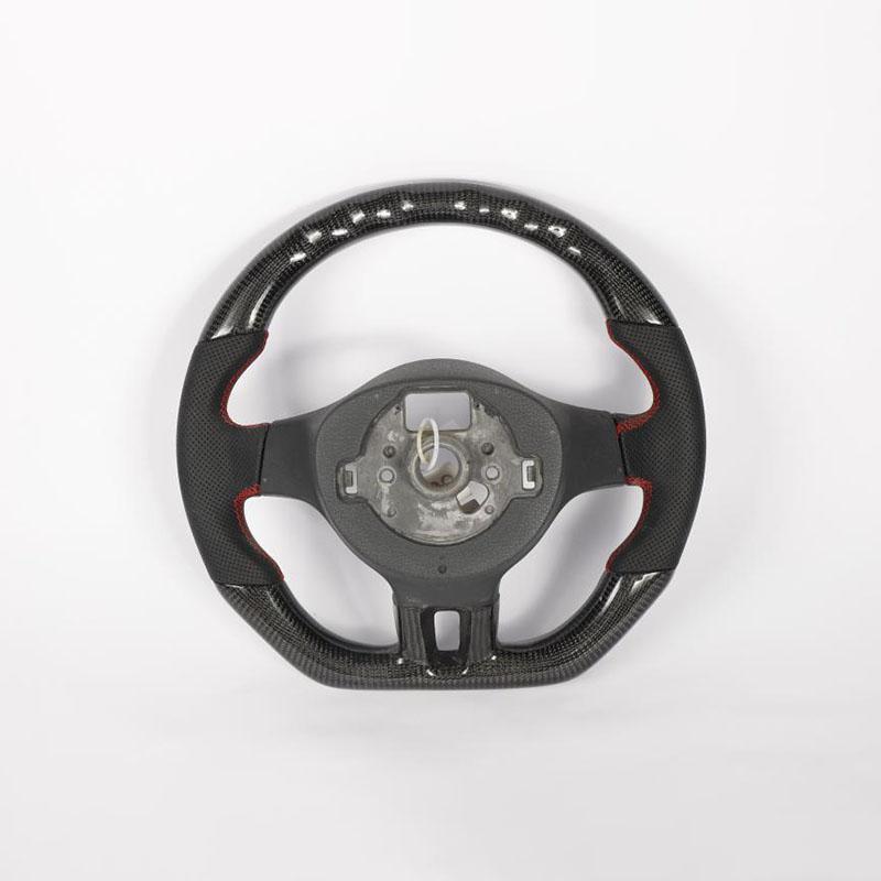 Volante in vera fibra di carbonio compatibile con i modelli MK6 (2008-2014, non multifunzione)