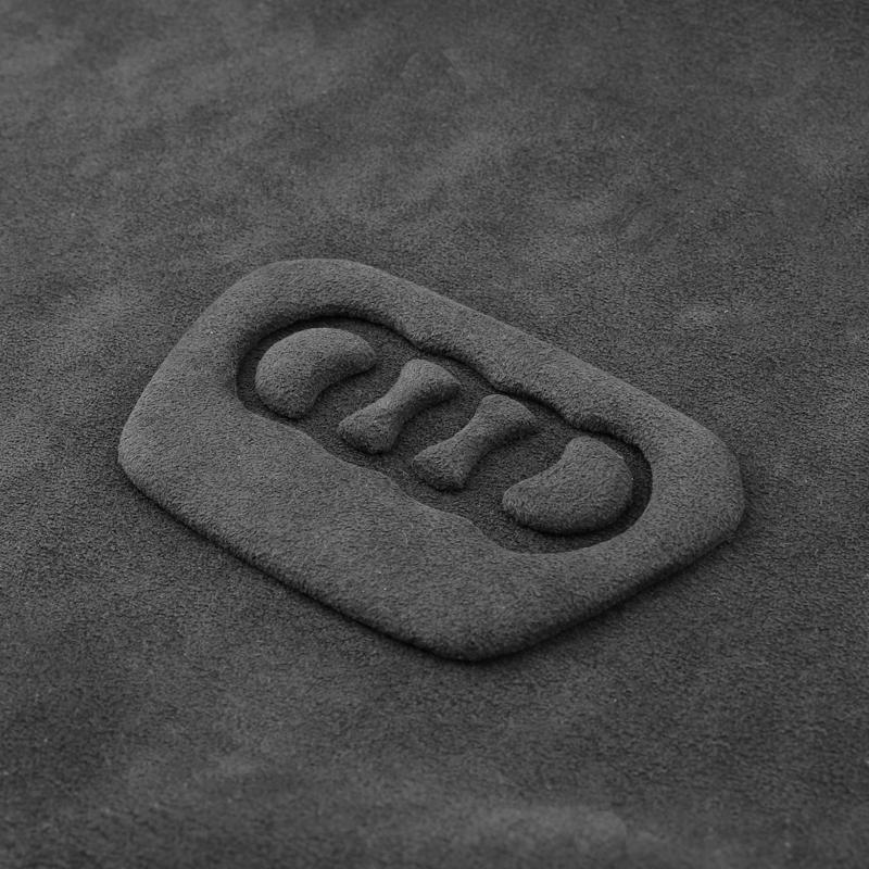 Pinalloy Synthetic Cashmere Interior Steering Wheel Emblem Decorative Stickers for Audi Q5L/Q3/Q7/Q8 Models