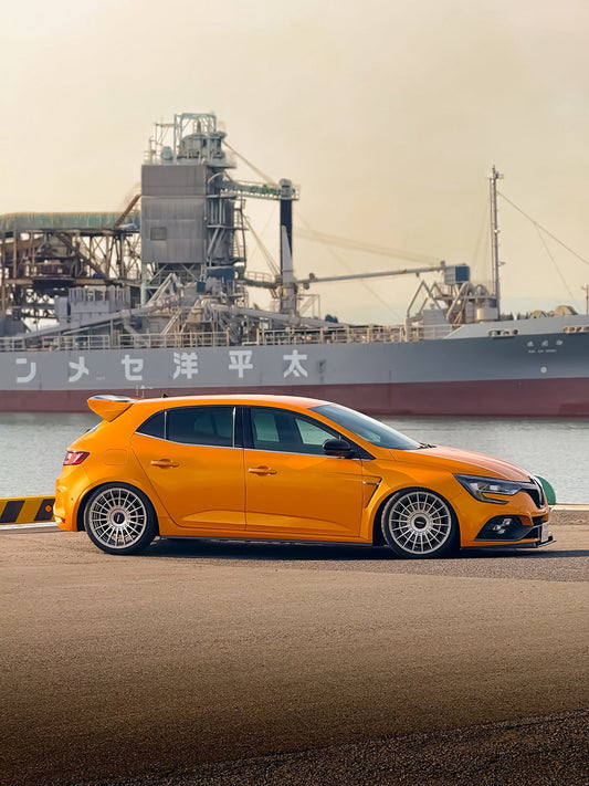 Revving Up the Streets: The Renault Mégane RS Takes Japan by Storm