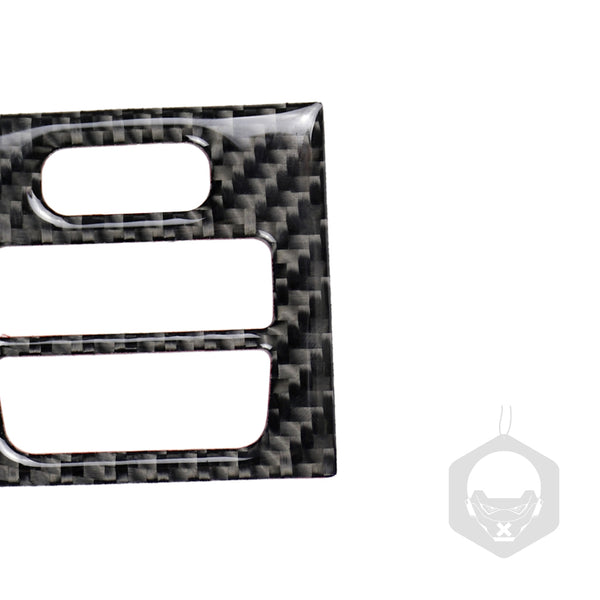 Pinally Carbon Fiber central air conditioning outlet frame sticker Suitable for BMW E90/E92/E93 old 3 series
